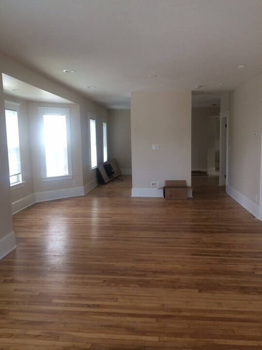9 Mattson Ave, Unit 1st floor in Worcester, MA - Building Photo