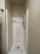 2304 Barnum Ave in Stratford, CT - Building Photo - Building Photo
