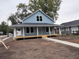 405 Main St in Van Meter, IA - Building Photo