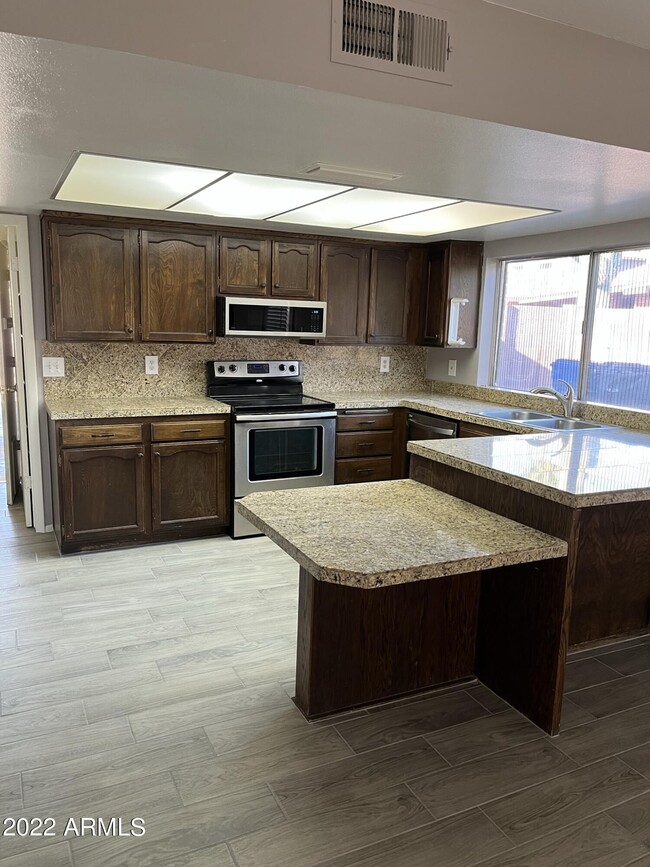 2217 S Las Flores in Mesa, AZ - Building Photo - Building Photo