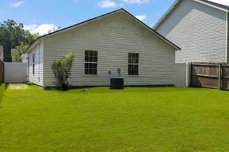 16 Ristona Dr in Savannah, GA - Building Photo - Building Photo