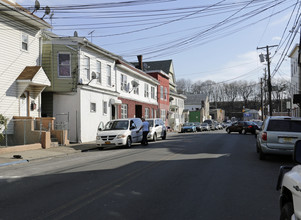 547-549 Summer St in Paterson, NJ - Building Photo - Building Photo