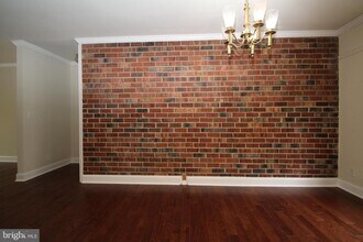 6036 Westchester Park Dr-Unit -101 in College Park, MD - Building Photo - Building Photo