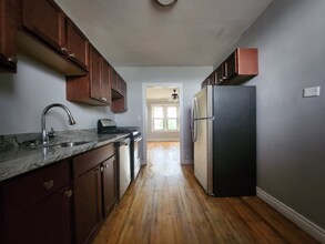2909 W 56th St in Chicago, IL - Building Photo - Building Photo