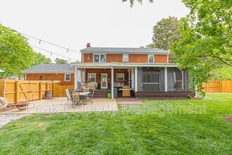 9133 Robin Ridge Dr in Mechanicsville, VA - Building Photo - Building Photo