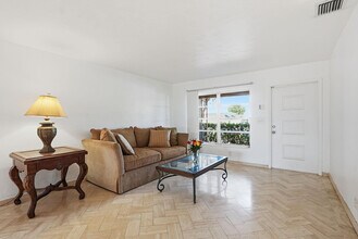 218 SE 3rd Terrace in Dania Beach, FL - Building Photo - Building Photo