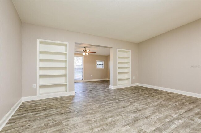 3703 Sutton Dr in Orlando, FL - Building Photo - Building Photo