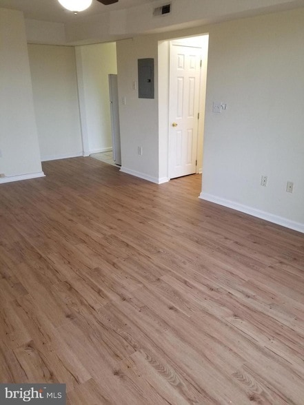 property at 3865 Halley Terrace SE