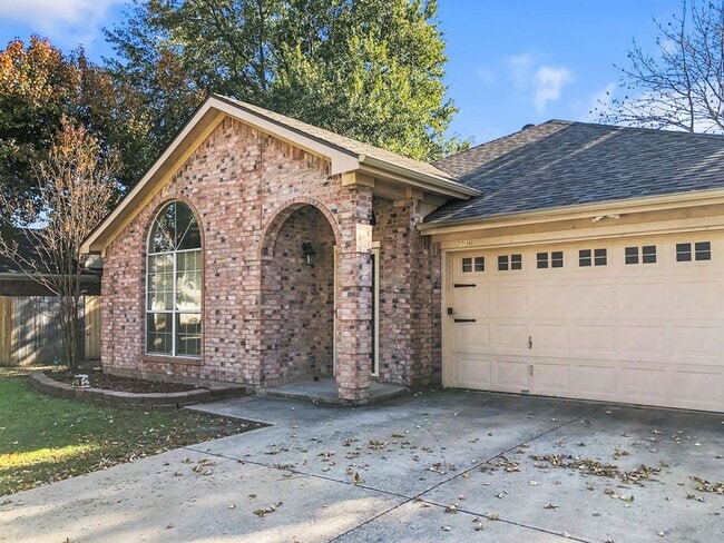 property at 2706 Monthaven Dr