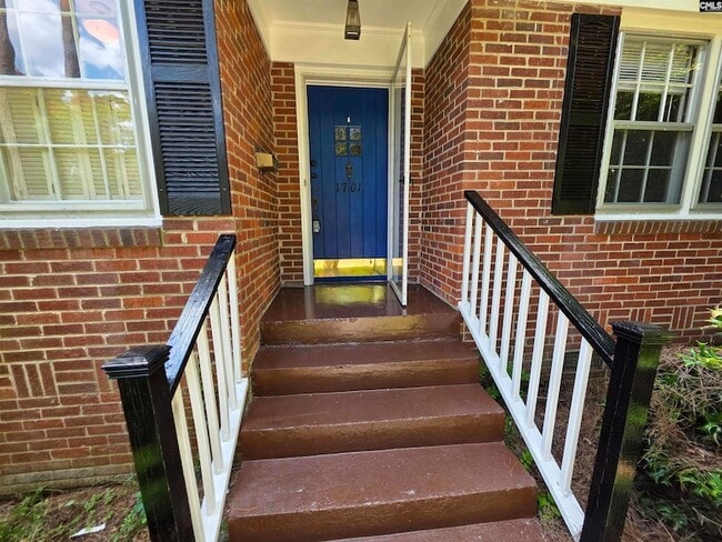 1701 York Dr in Columbia, SC - Foto de edificio - Building Photo