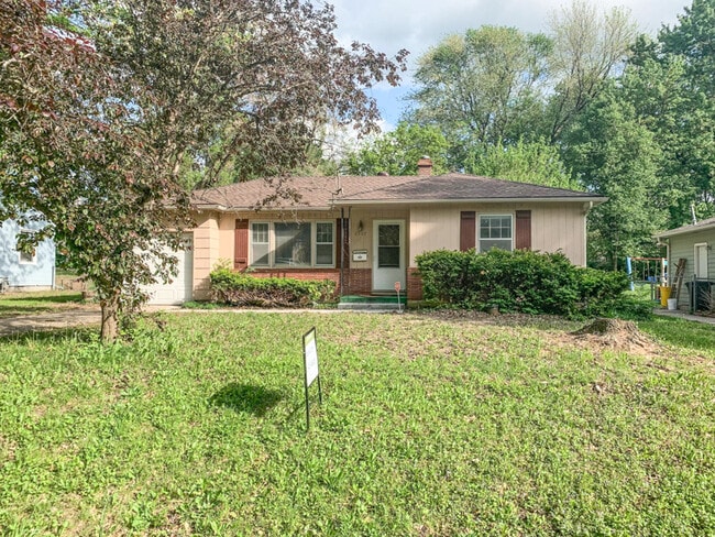 property at 8907 E 73rd St