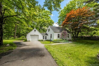 6232 NY-82 in Stanfordville, NY - Building Photo - Building Photo