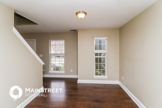 7510 Hubbard Woods Rd in Charlotte, NC - Foto de edificio - Building Photo