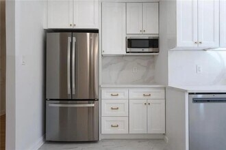 415 Ocean Pkwy in Brooklyn, NY - Building Photo - Building Photo