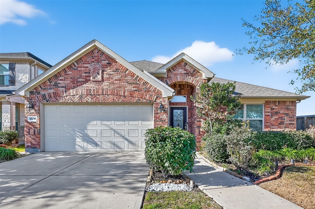 18139 Swallow Spgs Wy in Spring, TX - Building Photo