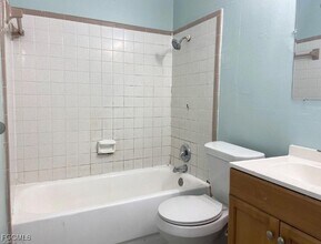5516 Third Ave in Ft. Myers, FL - Building Photo - Building Photo