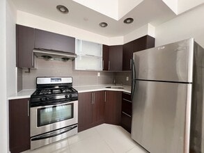 82-20 Britton Ave in Queens, NY - Building Photo - Building Photo