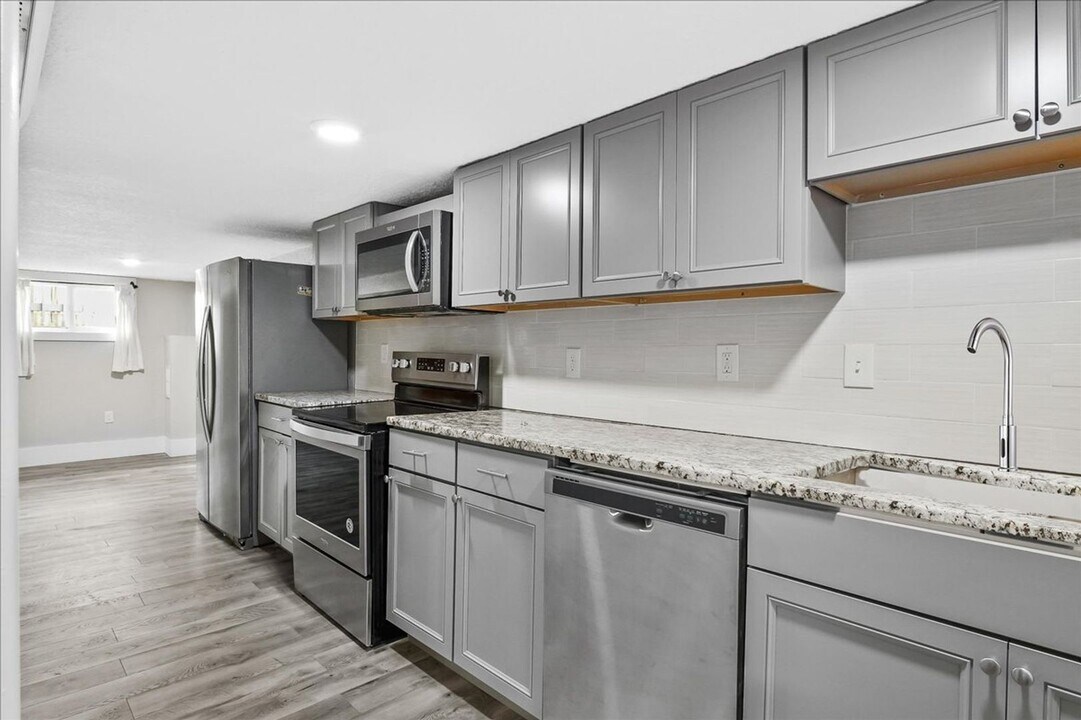3007 Bent Ave, Unit Apt B in Cheyenne, WY - Building Photo
