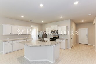 8417 Hollymead Ln in Fort Worth, TX - Building Photo - Building Photo