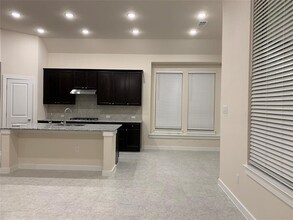 117 Stone Fork Ln in Hutto, TX - Building Photo - Building Photo