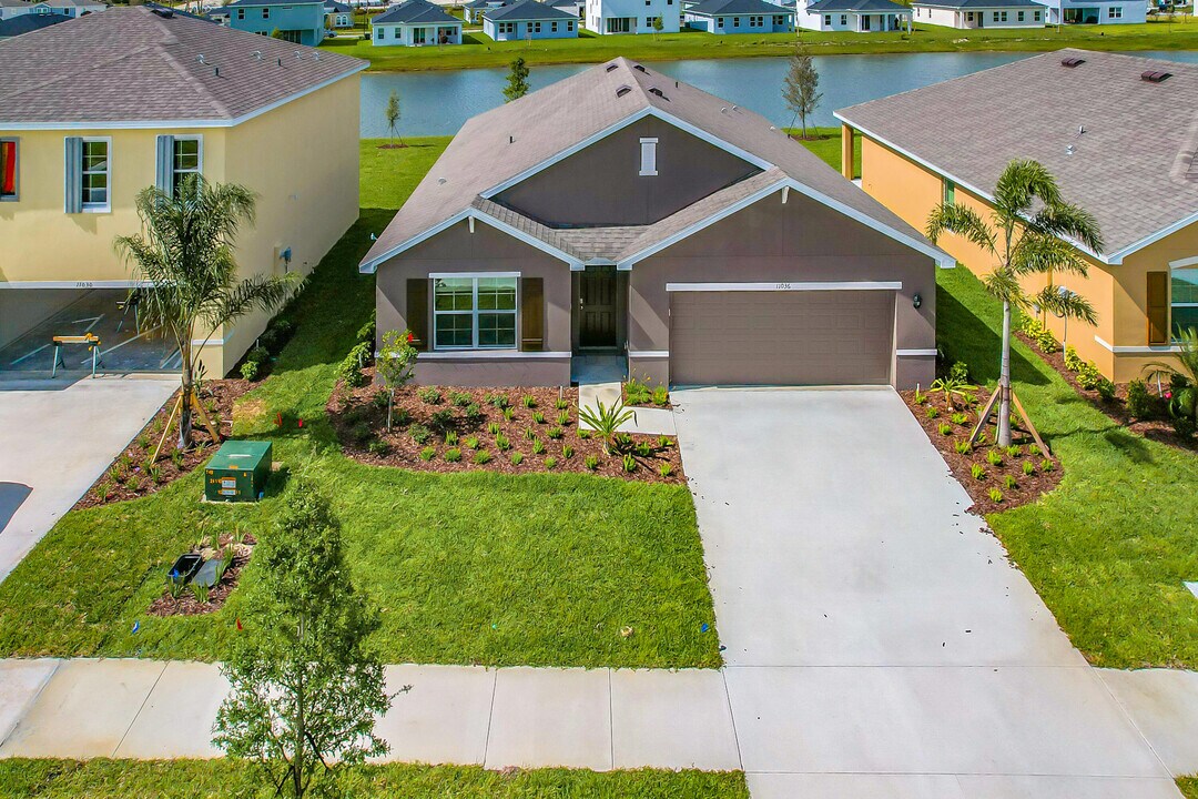 11036 Pacini Wy in Port St. Lucie, FL - Building Photo