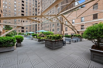 219 S 18th St, Unit 705 in Philadelphia, PA - Building Photo - Building Photo