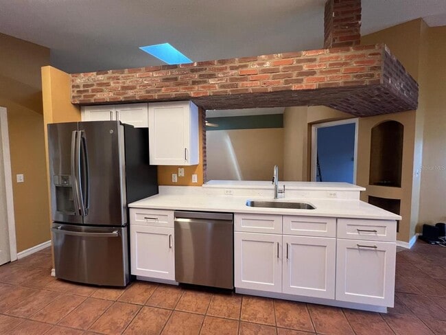 2439 Siward Ave in Orlando, FL - Building Photo - Building Photo