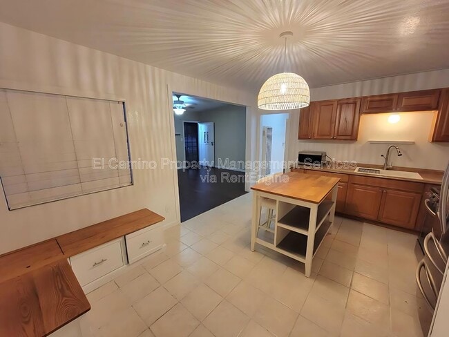 12253 Flora Vista St in Artesia, CA - Building Photo - Building Photo