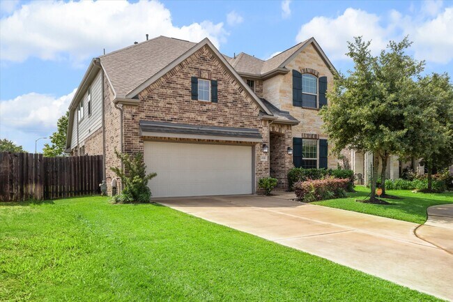 1535 Giles Dr in Richmond, TX - Building Photo - Building Photo