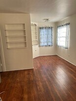 774 C Ave in Coronado, CA - Building Photo