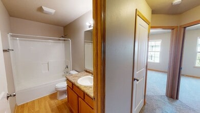 3143 SW Arlan Ln in Ankeny, IA - Building Photo - Building Photo