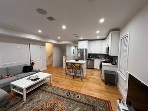 276 Athens St in Boston, MA - Building Photo - Building Photo