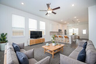 2823 Sunrise Fld Ln in Fulshear, TX - Building Photo - Building Photo