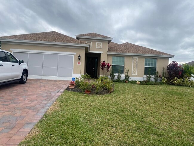property at 656 SW Haas Ave