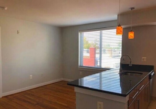 420 16th St SE in Washington, DC - Building Photo - Building Photo