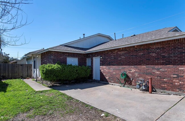 322 Tamara Dr in Georgetown, TX - Building Photo - Building Photo
