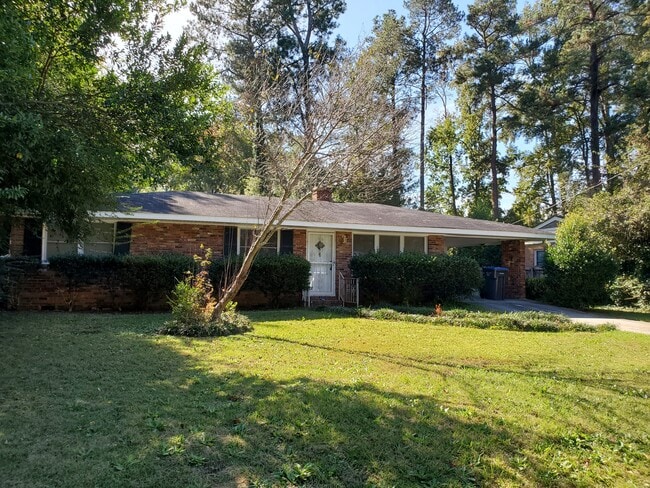 property at 2720 Barry Dr