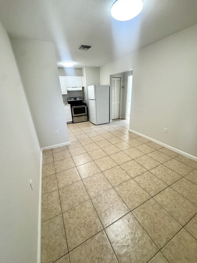 22240 SW 115th Ct, Unit 2 in Miami, FL - Building Photo - Building Photo