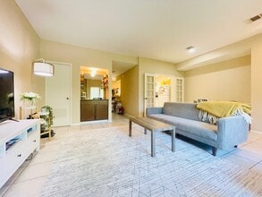 8263 Wednesbury Ln in Houston, TX - Building Photo - Building Photo
