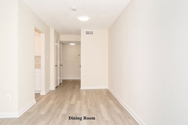 14 Halley Pl SE in Washington, DC - Building Photo - Building Photo