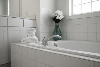 78 Crumley St SE in Atlanta, GA - Building Photo - Building Photo