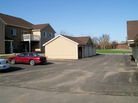 16615 Five Hawks Ave SE in Prior Lake, MN - Foto de edificio - Building Photo