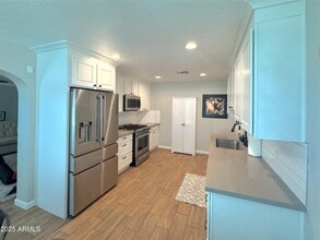 6 N Fraser Dr E in Mesa, AZ - Building Photo - Building Photo