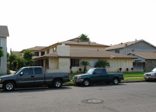 847 N Olive St in Orange, CA - Building Photo - Building Photo