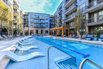 Elevate West Village in Smyrna, GA - Foto de edificio - Building Photo