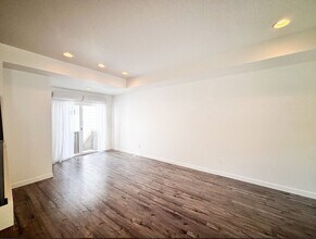 5075 N Marble Fox Way in Lehi, UT - Building Photo - Building Photo