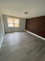 7924 Marsden St in Philadelphia, PA - Building Photo