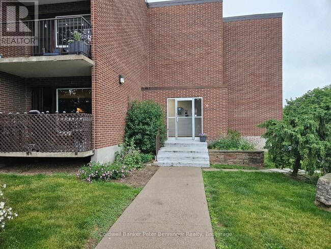 property at 4 Avalon Pl