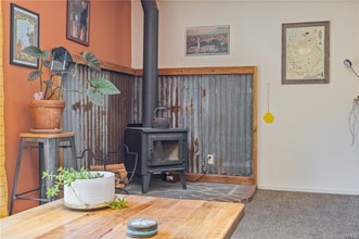 48220 White Oak Dr in Oakhurst, CA - Foto de edificio - Building Photo