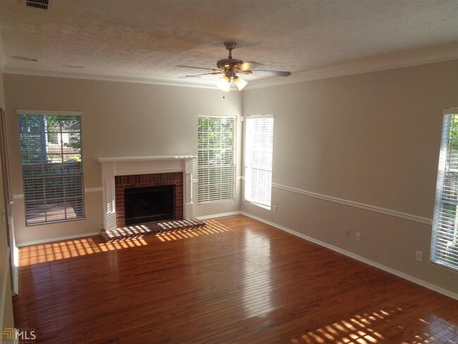 6297 Marbut Farms Trail in Lithonia, GA - Building Photo - Building Photo